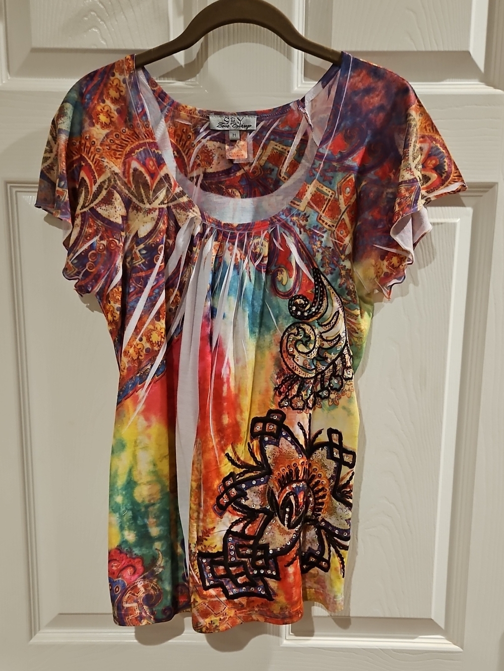 Multicolor Floral Paisley Scoop Neck Tee by Sissy+Joy